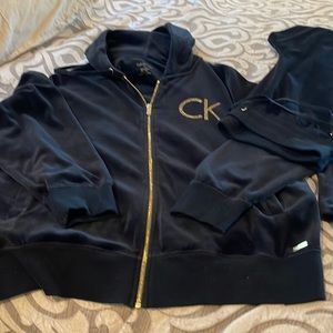 Velour Black warm up suit